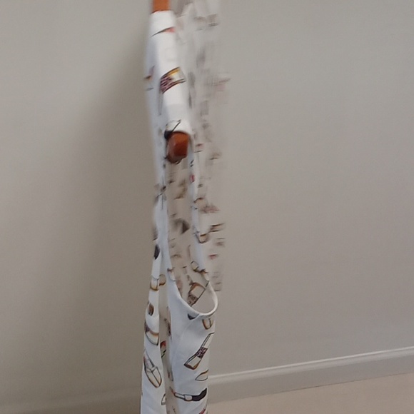 Brand new Torrid Harper, lipstick Print - Picture 4 of 6